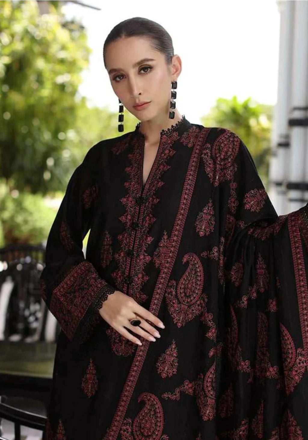 Unstitched Luxe Dhanak 3-Piece Suit – Embroidered Shirt & Dupatta with Plain Trouser