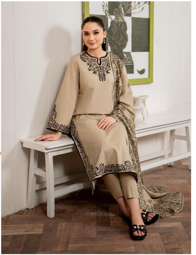 Unstitched Bliss Dhanak 3-Piece Suit – Embroidered Shirt & Dupatta with Plain Trouser